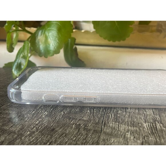 iPhone 13 Pro Case Crystal Clear TPE Fitted Case with Military-Grade Protection - Picture 5 of 7